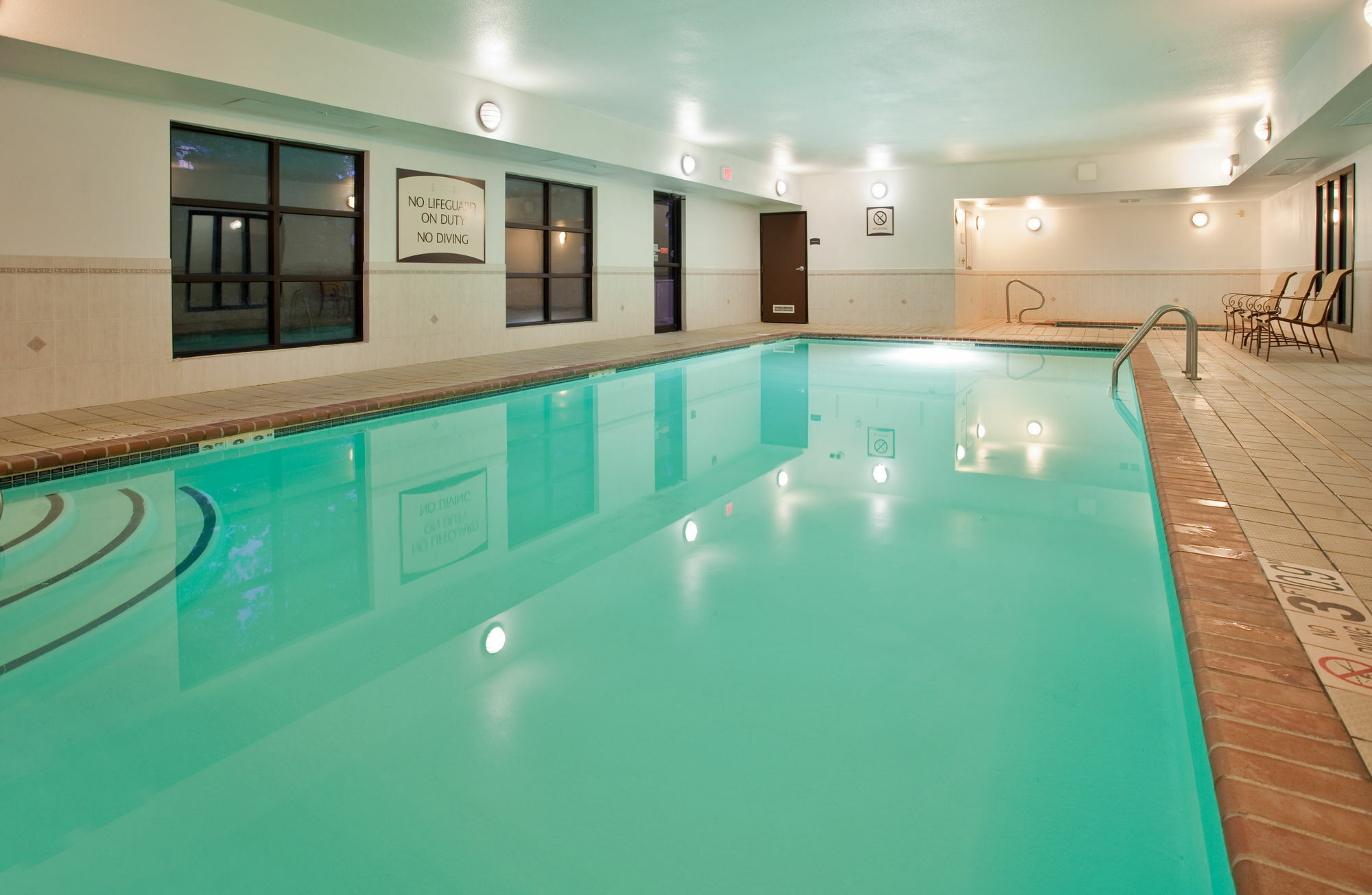 Staybridge Suites Columbia-Highway 63 & I-70 By Ihg Buitenkant foto